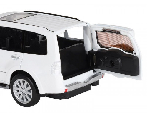 Машина АВТОПАНОРАМА Mitsubishi Pajero 4WD Tubro, белый, 1/33, свет, звук, в/к 17,5*13,5*9 см