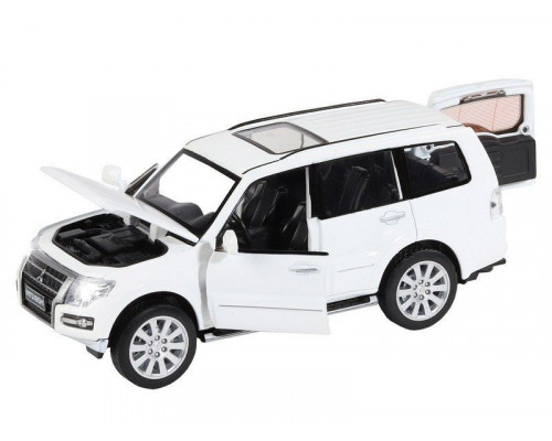 Машина АВТОПАНОРАМА Mitsubishi Pajero 4WD Tubro, белый, 1/33, свет, звук, в/к 17,5*13,5*9 см