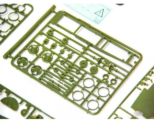 Сборная модель ZVEZDA Советский бронеавтомобиль БА-10, 1/35