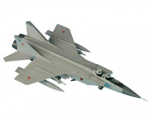 Сборная модель ZVEZDA Советский истребитель-перехватчик МиГ-31, 1/72