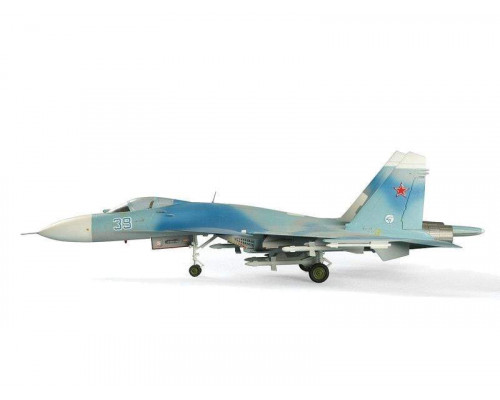 Сборная модель ZVEZDA Советский истребитель Су-27, 1/72