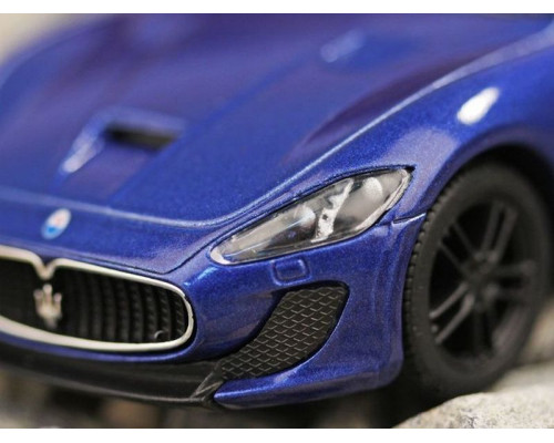 Машина Kinsmart 1:38 Maserati GranTurismo MC Stradale инерция (1/12шт.) б/к