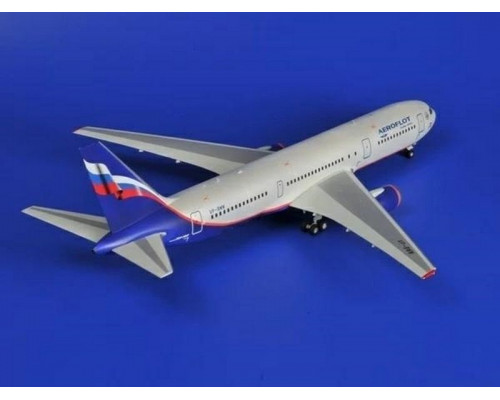 Сборная модель ZVEZDA Пассажирский авиалайнер Боинг 767-300, 1/144