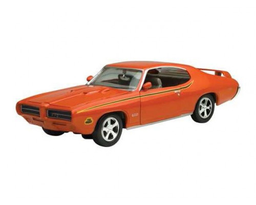 Машина Motormax 1:24 Pontiac GTO Judge в/к