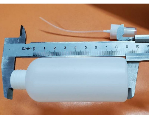 Пластиковая емкость 100мл с распылителем (3000шт.)