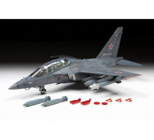 Сборная модель ZVEZDA Российский лёгкий бомбардировщик Як-130, 1/48