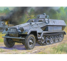 Сборная модель ZVEZDA Немецкий бронетранспортер "Ханомаг" Sd.Kfz 251/1 AusF.B, 1/35