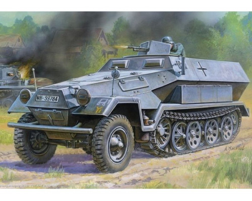 Сборная модель ZVEZDA Немецкий бронетранспортер Ханомаг Sd.Kfz 251/1 AusF.B, 1/35