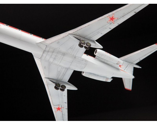 Сборная модель ZVEZDA Учебно-тренировочный самолёт ТУ-134УБЛ, 1/144