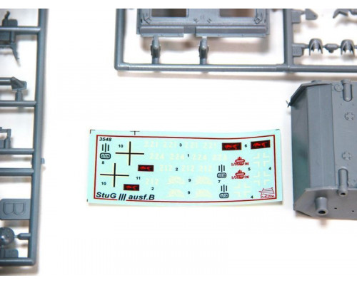 Сборная модель ZVEZDA Немецкое штурмовое орудие Штурмгешутц III (StuGIII AusfB), 1/35