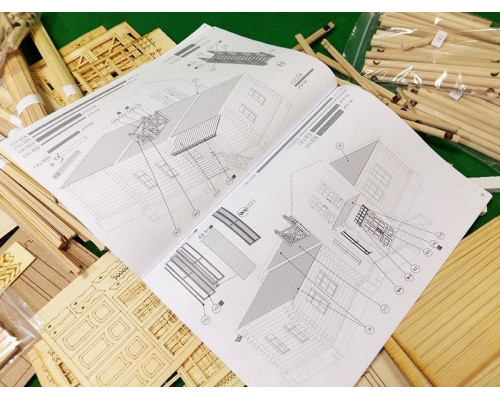 Сборная деревянная модель СВМодель. Дом сельсовета, 2340 деталей, 1/35