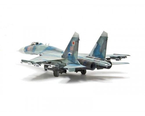 Сборная модель ZVEZDA Российский истребитель Су-30СМ, 1/72