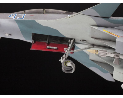 Сборная модель ZVEZDA Российский истребитель Су-30СМ, 1/72